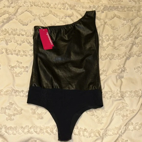 NWT Commando Brand Faux Leather One Shoulder Bodysuit Sz XS - Picture 4 of 7